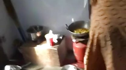 Busty فیام سوپرسکسی تایید توسط قلدر مدرسه